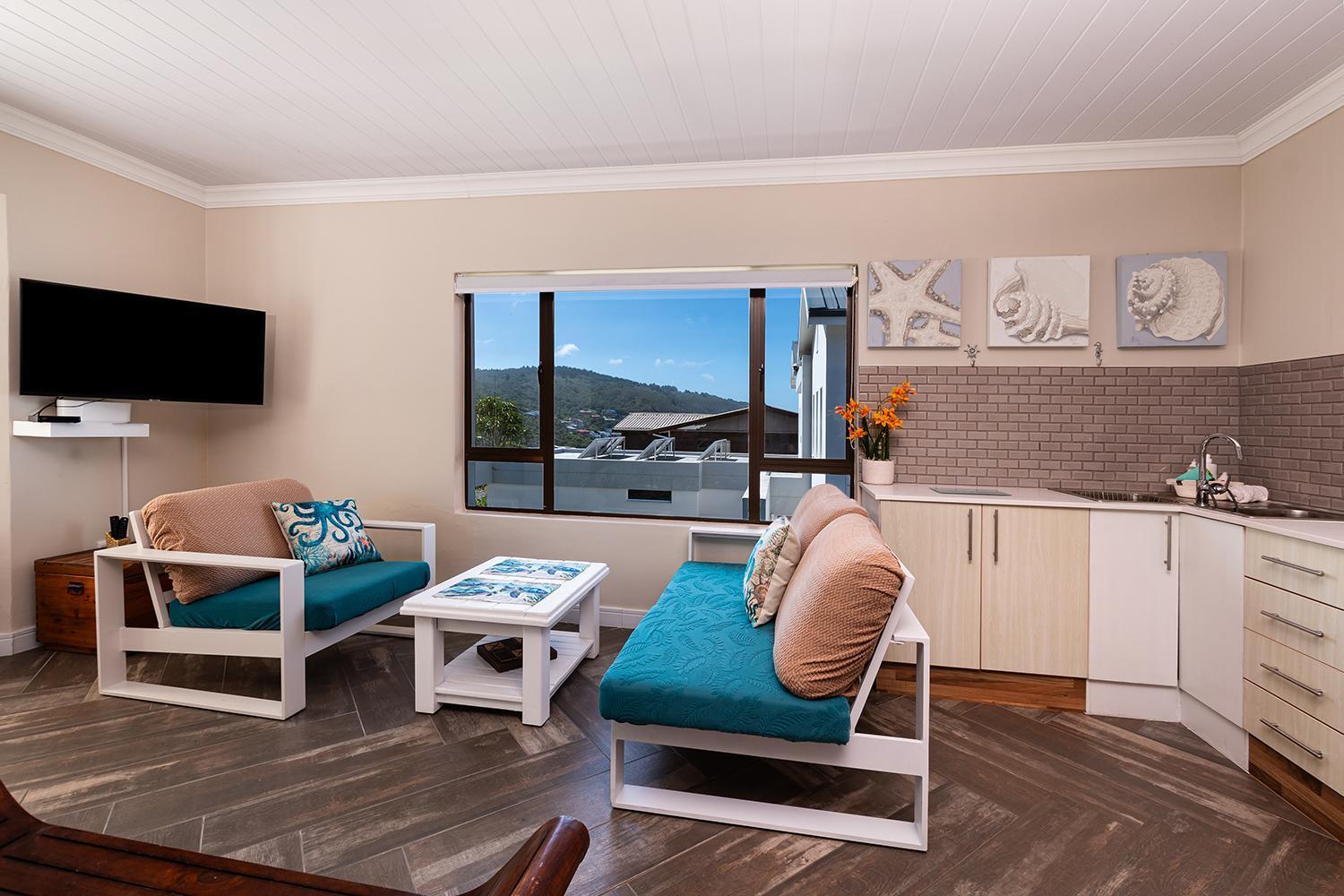 Pearl White Sands Glentana Room photo