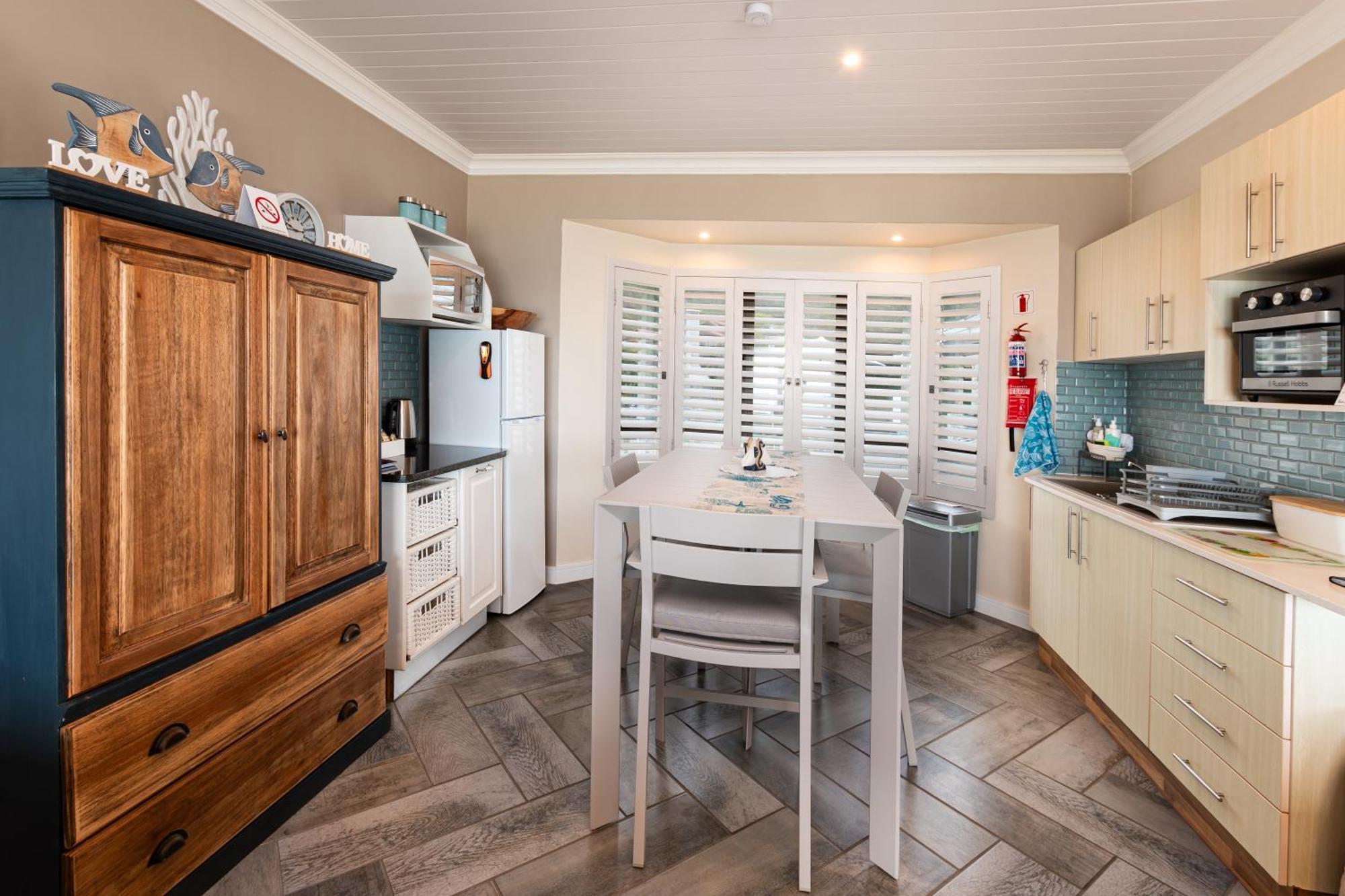 Pearl White Sands Glentana Exterior photo